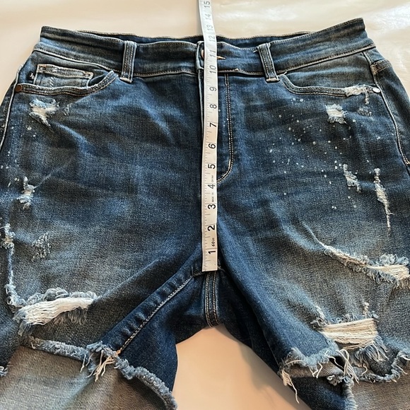 Judy Blue Shorts High Rise Size 1XL - Picture 6 of 16